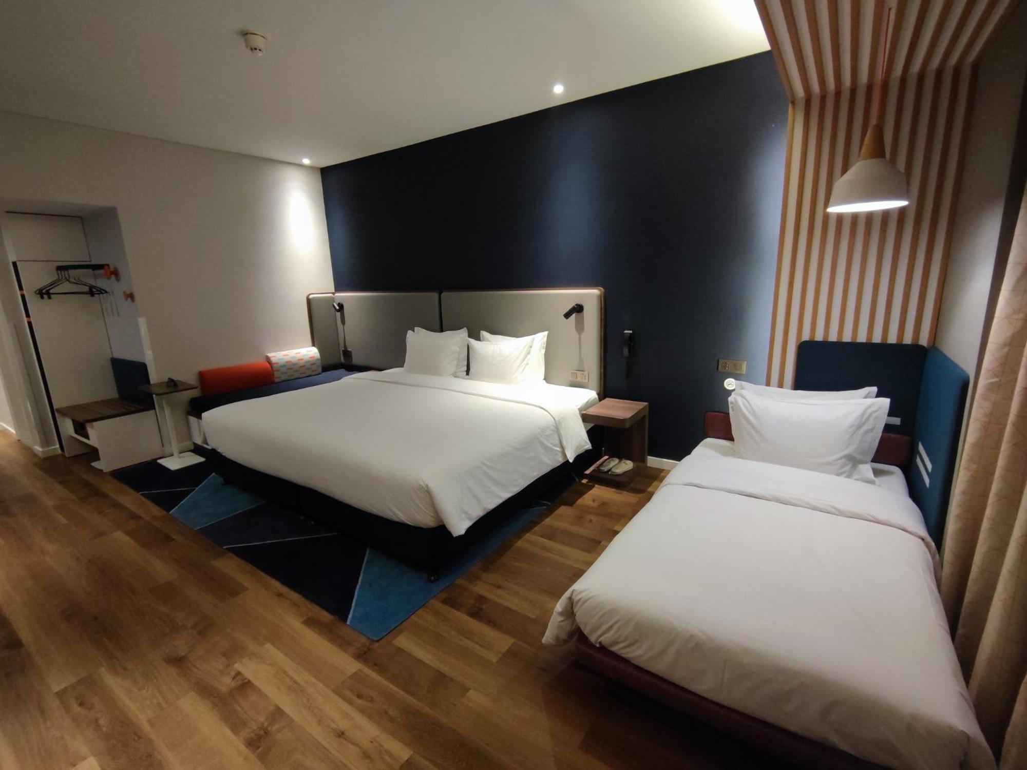 Holiday Inn Express Yinchuan Downtown By Ihg Exteriör bild